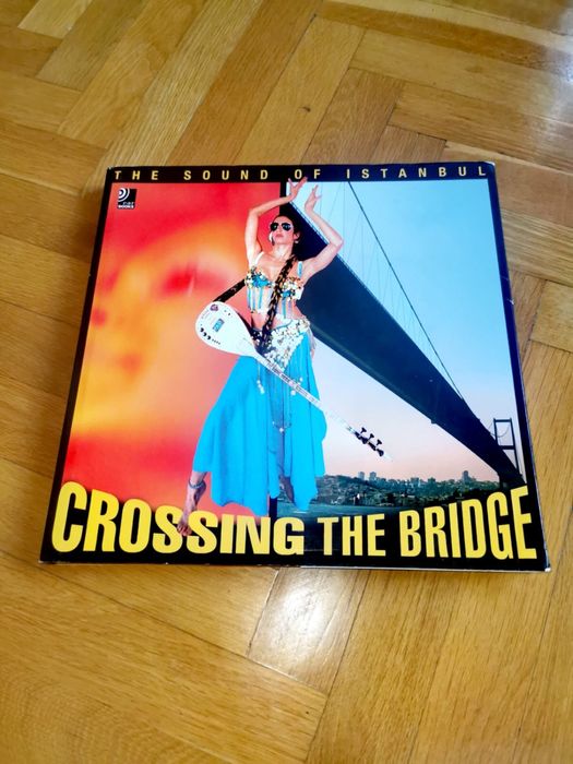 Книга с музикални дискове турска музика модерна традиционна етно поп !