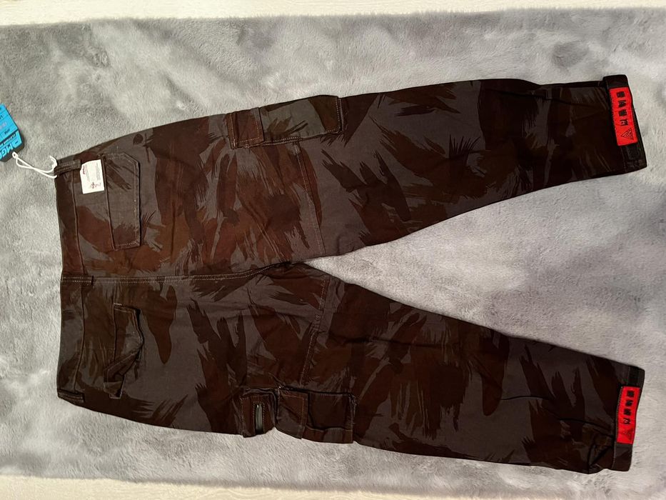 Карго дънки и карго къси панталони