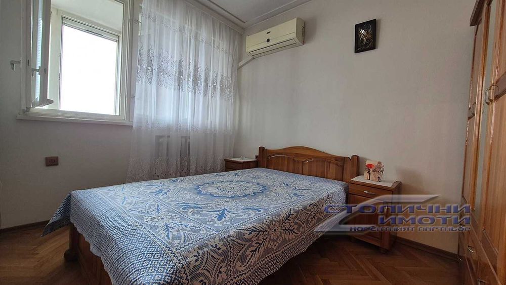 Дава се под наем Двустаен апартамент в София, Център - 52 кв.м за 561 € - Снимка #2