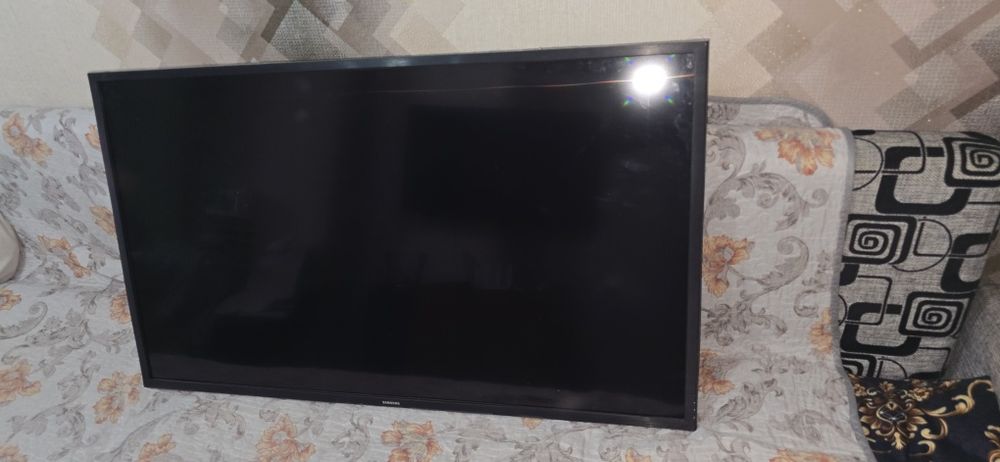 Телевизор на запчасти