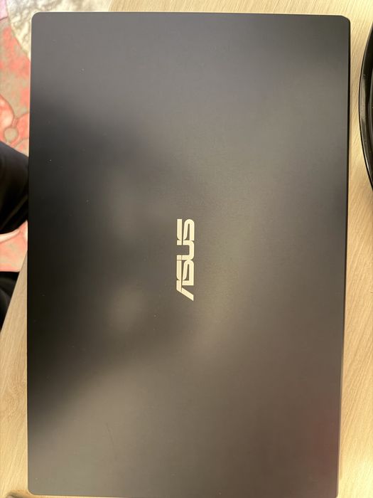 Laptop ASUS E510MAB