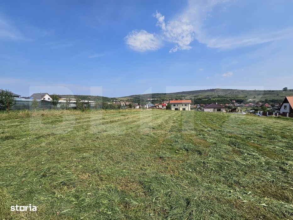 Terenul perfect! 1705 mp, pentru un duplex si o casa individuala, Chin