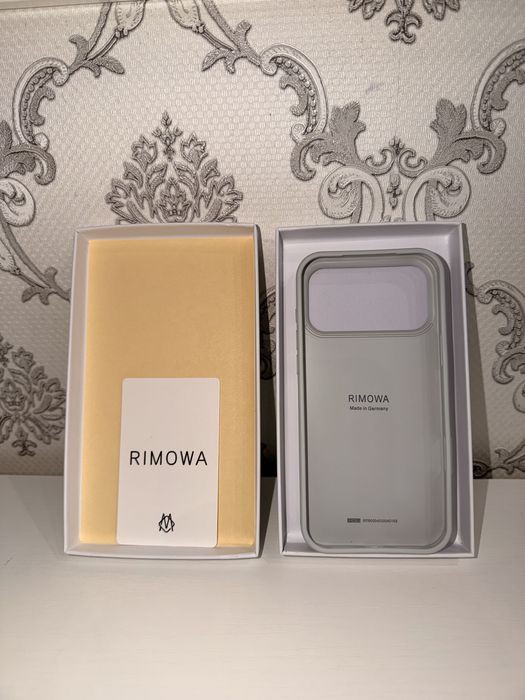 Rimowa iPhone Case(Authentic)