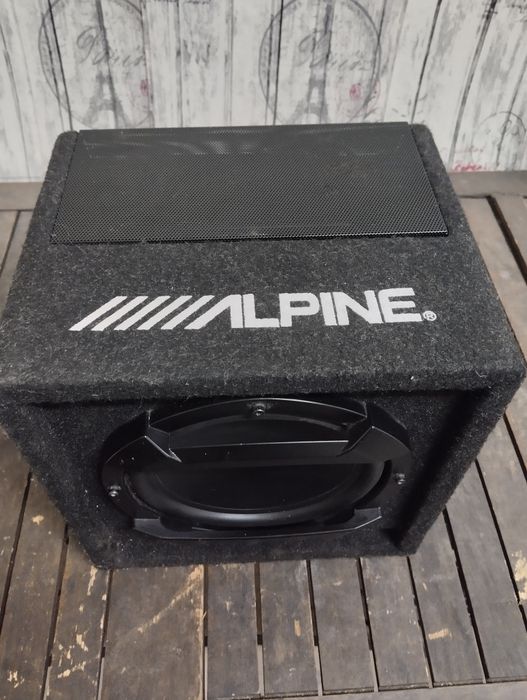 Бас каса +усилвател Alpine