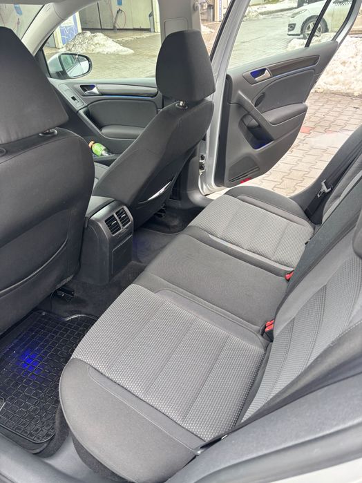 Golf 6 bine întreținut