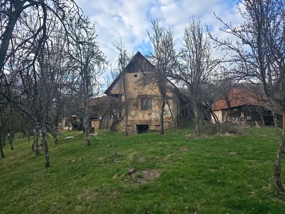 Casa de vanzare la deal