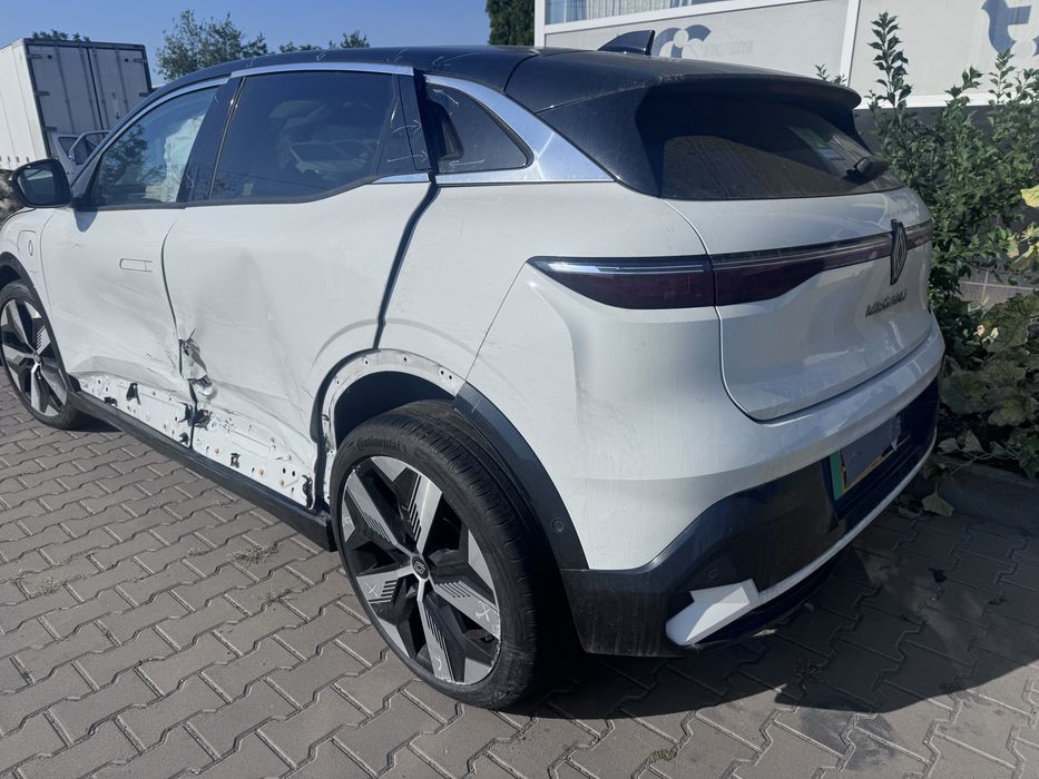 Dezmembrez Renault Megane E-Tech 2025 60kwh