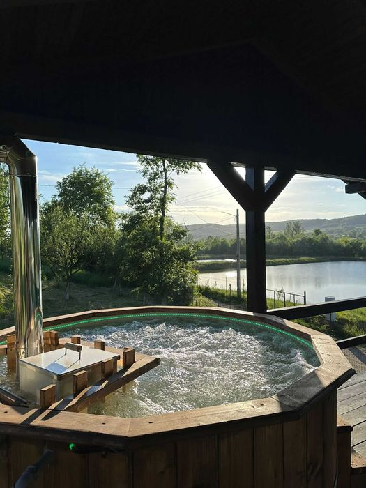 Cabana AgroPiscicola de inchiriat FACTURA/Ciubar cu jacuzzi/Ponton