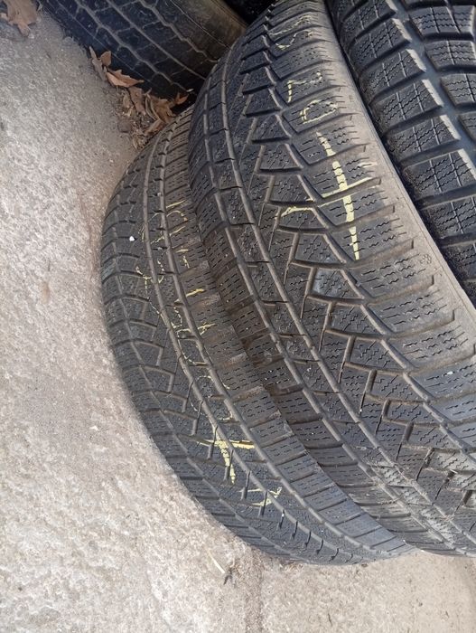 Продавам 4 зимни гуми 195 55 20