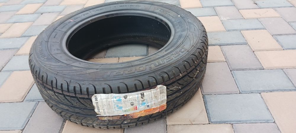 Cauciuc nou dacia Duster