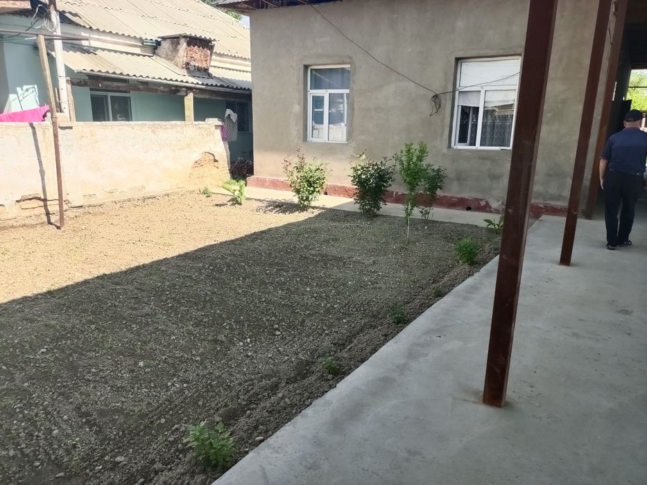 В центре района Атакент