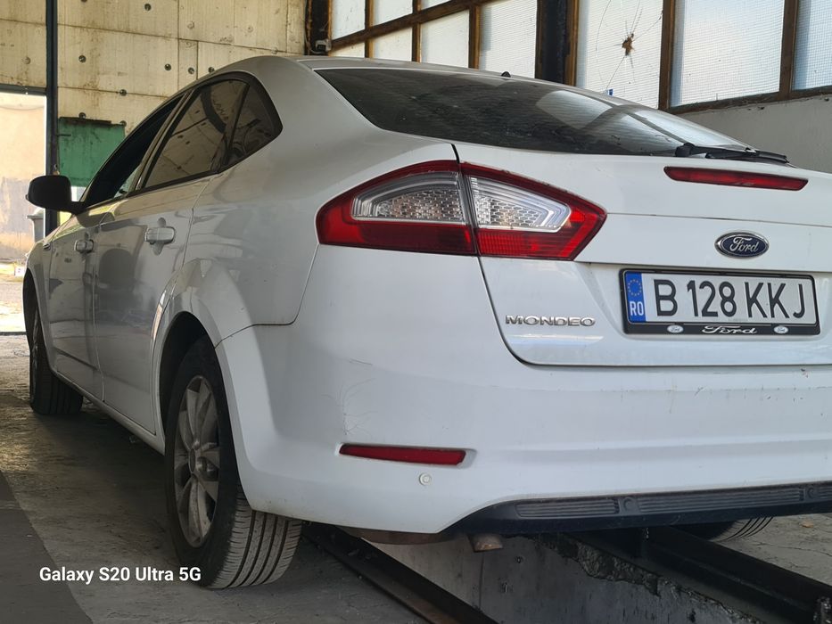 FORD Mondeo 2011 — imagine 2