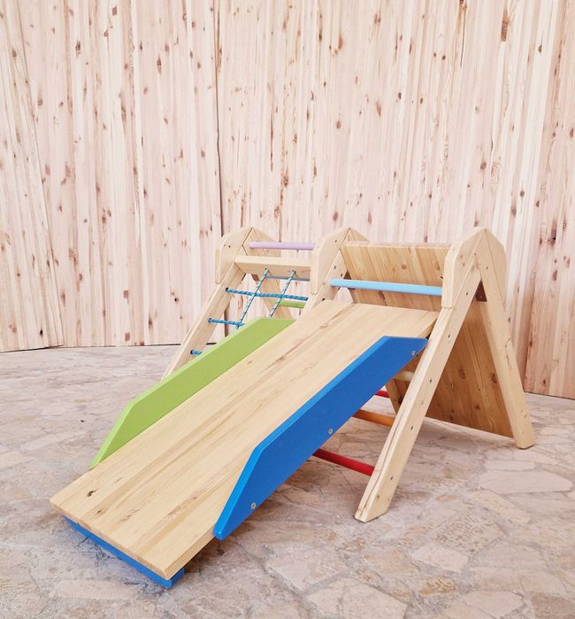 Loc de joaca - Mini Catarator cu 4 trasee si tobogan