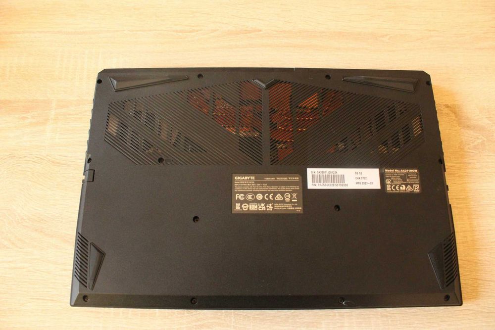 Laptop Gaming RTX 3050 + i5-12500H | Foarte îngrijit