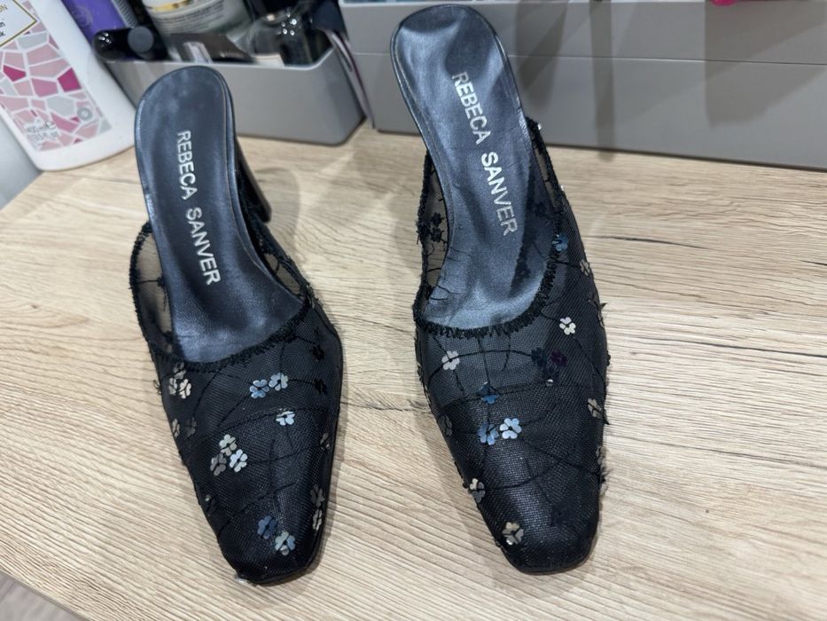 Нови мрежести обувки Rebeca Sander