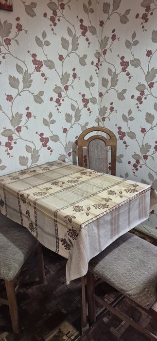 Apartament cu 4 camere in centrul orasului - Campia Turzii
