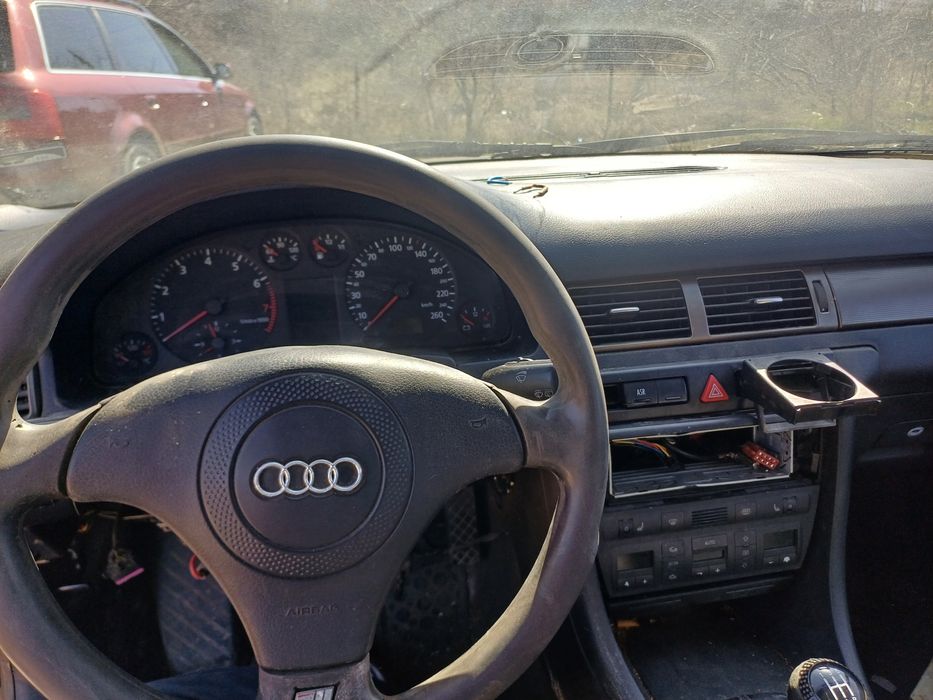 Audi A6 C5 2.8 193к.с