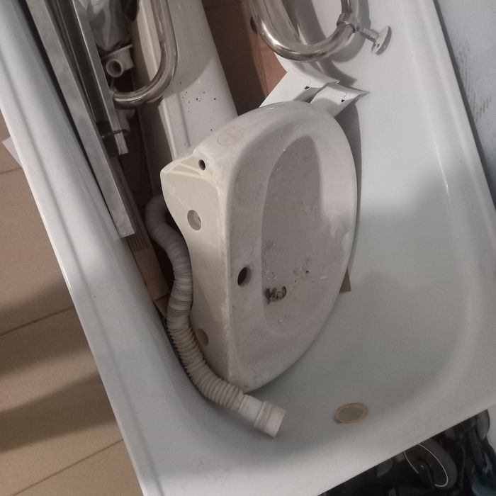 Продам ванну б/у, в хорошем состоянии