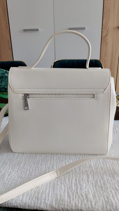 Продавам стилна чанта