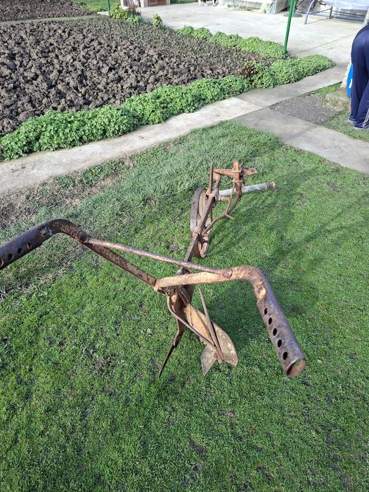 Плуг за дълбока оран