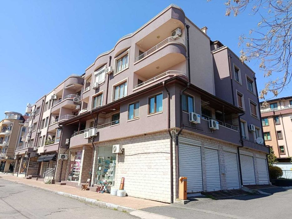 Продава се Двустаен апартамент в Бургас, Сарафово - 66 кв.м за 1082 €/кв.м - Снимка #14