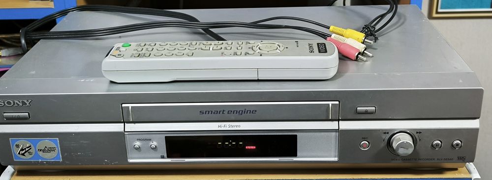 Видеомагнитофон SONY SLV-SE640