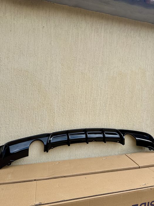 Двоен дифузьор BMW F30 F31 стил 335 340