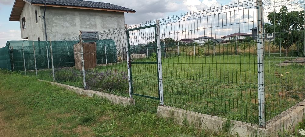 Vând teren, 303 mp cu gard și puț in comuna Berceni Ilfov Str Lebedei - Vedere 2