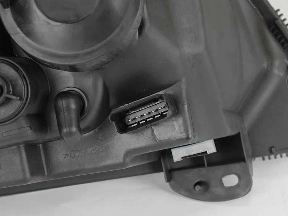 Far Faruri Stânga + dreapta RENAULT CLIO ( 2001-2009 ) / OEM /Original