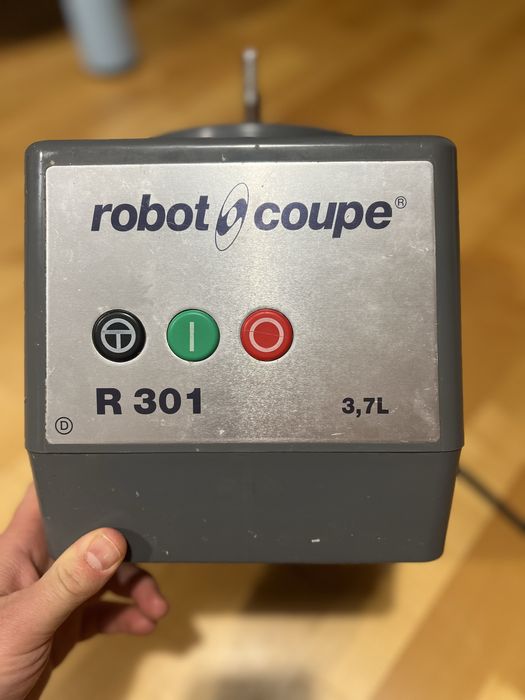 професионален кухненски робот Robot Coupe R301 D много добро състояние