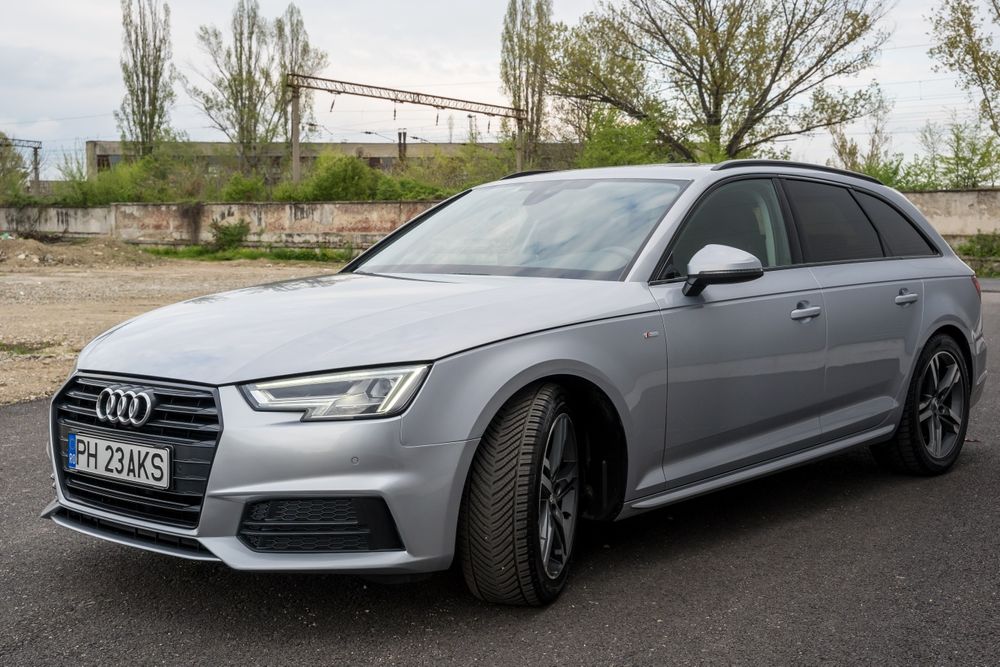 Vând Audi A4 S-Line