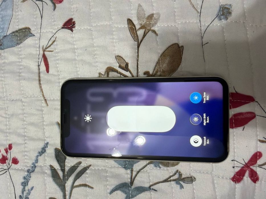Iphone 11 128 продам обменяю