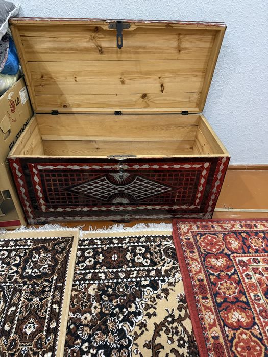 сотилади сандик кадимги холати яхши