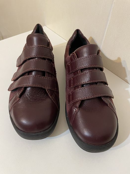 Womens Wide Fit DB Rosalind Shoes