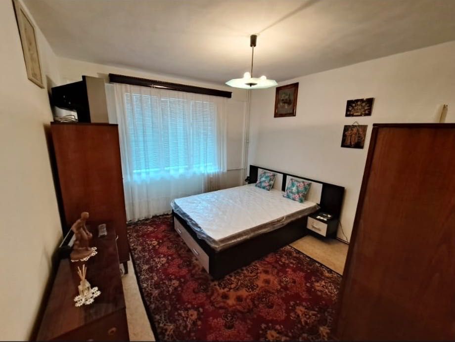 Apt 2 camere 300 euro