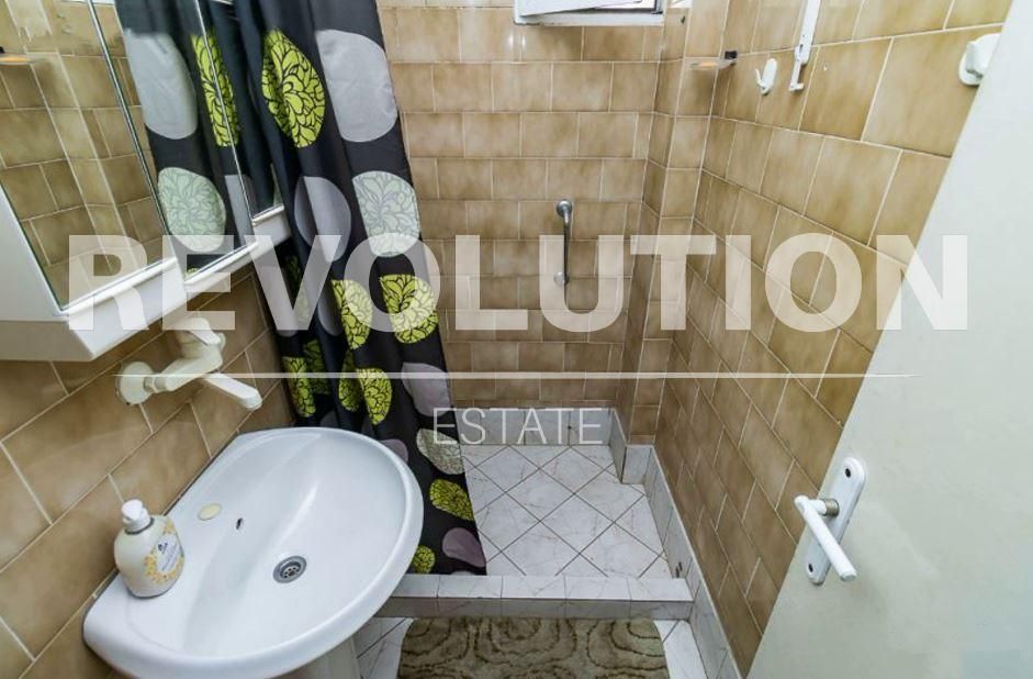 Дава се под наем Тристаен апартамент в Варна, Спортна зала - 90 кв.м за 600 € - Снимка #8