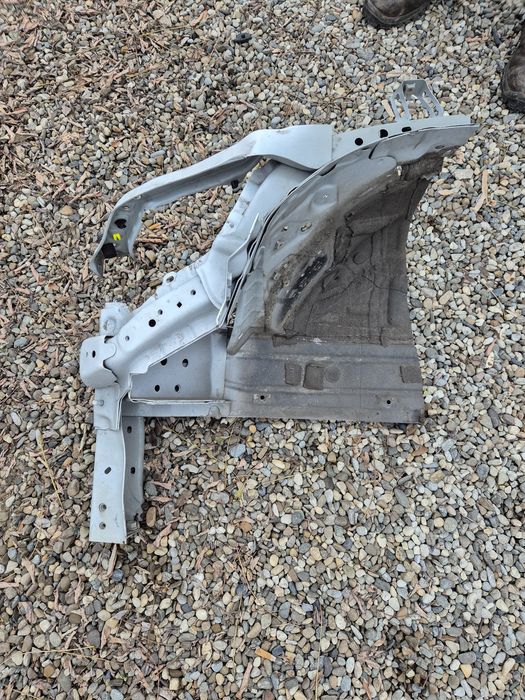 Lonjeron Stinga Față Toyota Corolla Hibryd E21 BK/Hatch