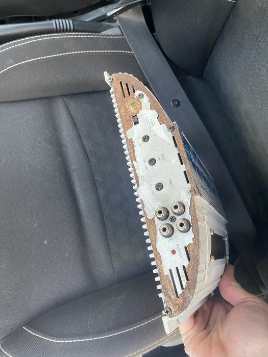 Продам усилитель 2100