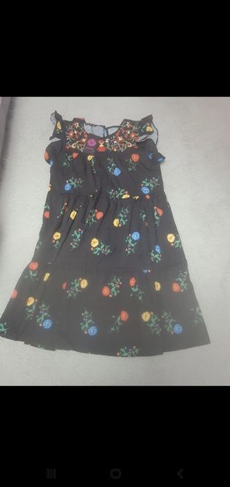 Rochie nouă cu etichetă