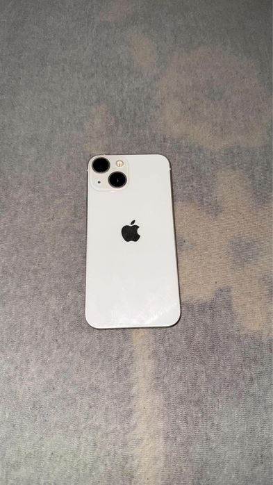 Vand iphone 13 mini alb