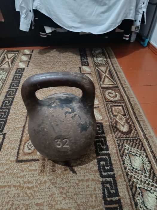 Продаётся Гир 32 кг  25000тг
