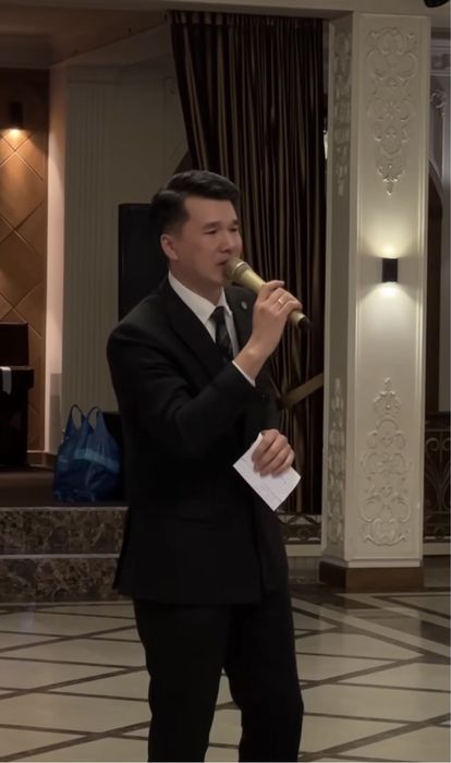 Лучший тамада, Үздік шоумен