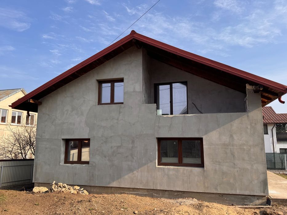 Casă nouă cu mansardă zona electrocontact Botoşani
