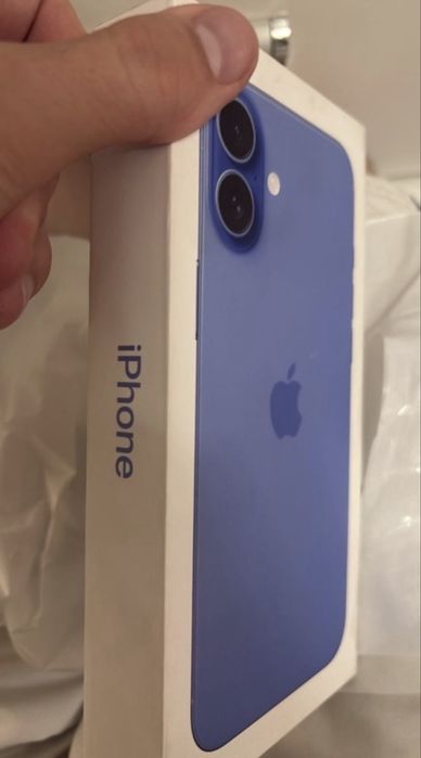 Продам 16 plus ультрамарин