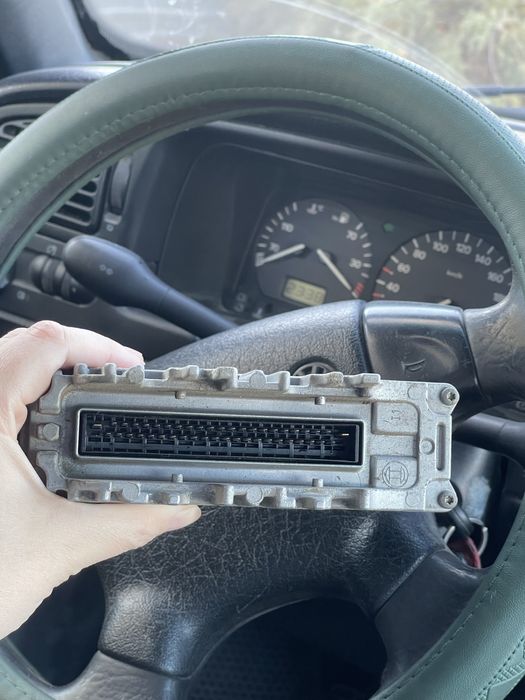 Компьютер на Passat b4 1.8 mono