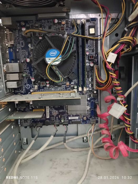 игровой компьютер в комплекте