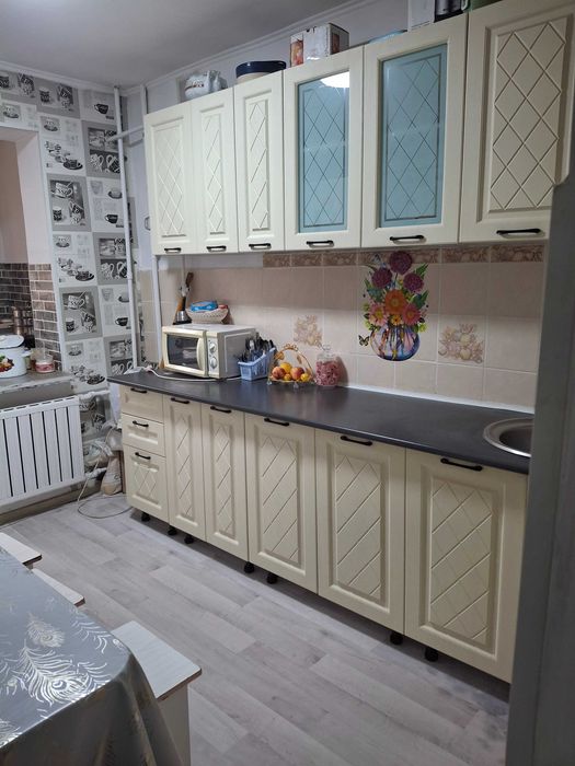 3 комн квартира на 2 этаже