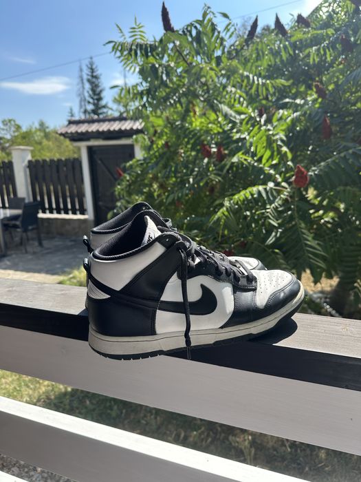 Nike Dunk High SB Panda