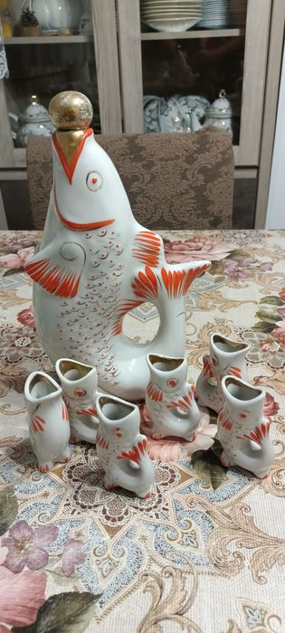 Продам фарфоровые  рыбки