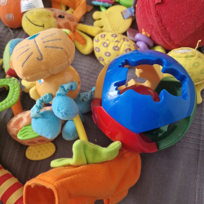 Детские развивающие игрушки